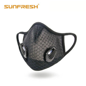 mask face with air filter