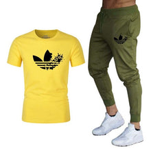 Load image into Gallery viewer, Men T-shirt + pants Sports
